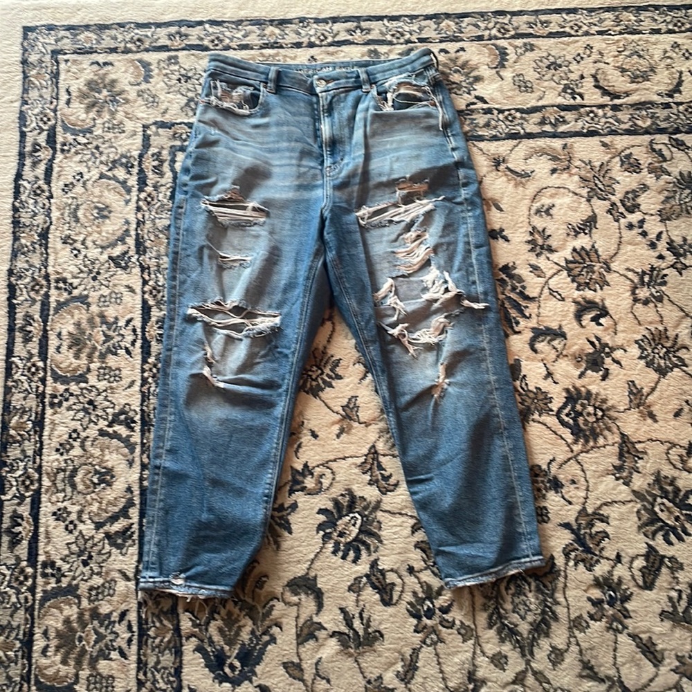AE curvy mom jean, size 14 short